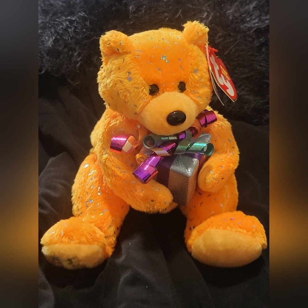 Retired 2004 Ty Beanie Baby - Happy Birthday Orange Bear - New